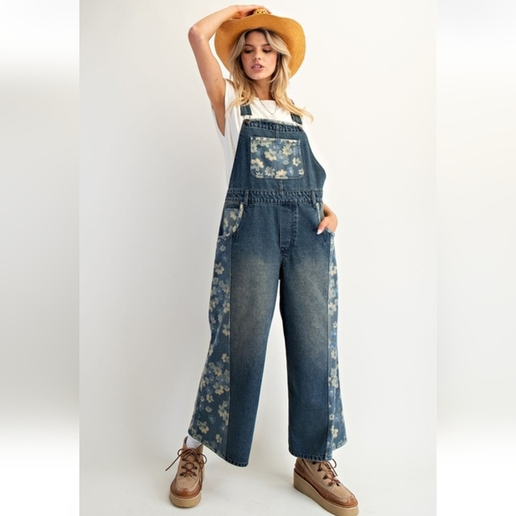 Easel Washed Denim Floral Flower Overalls Jumpsuit New - Picture 3 of 6